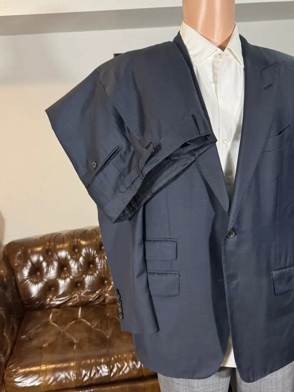 Tom Ford Blue 2Pc Suit 56 46R Peak Lapel Wool Men's 38x31 Trousers O'Connor